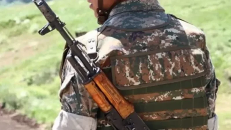 Ադրբեջանցի ռազմագերիներին արդեն տարել են Երևան․ «Ազատագրում». ՈՉ ՊԱՇՏՈՆԱԿԱՆ