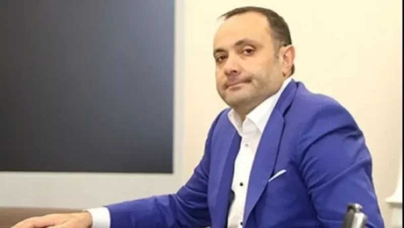 Պուտինը պարգևատրել է ՌԴ-ում ՀՀ դեսպան Վարդան Տողանյանին