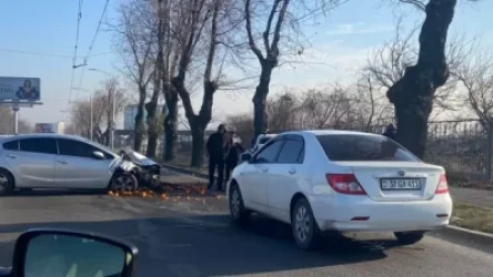 ՏԵՍԱՆՅՈՒԹ․ Խոշոր ավտովթար Բագրատունյաց պողոտայում