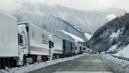 Լարսում հայկական բեռնատարների կուտակումները «մինչև Թբիլիսի են հասնում». «Հրապարակ»