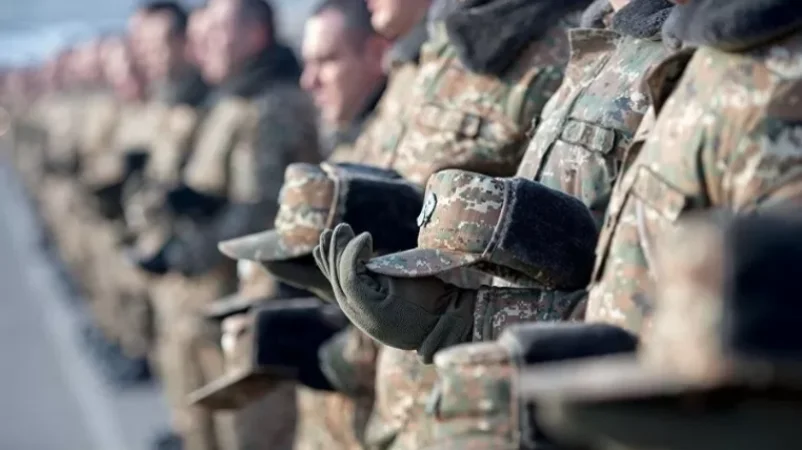 Ո՞ր դեպքերում զինվորական համազգեստ կրելու համար պատասխանատվության չեն ենթարկվի քաղաքացիները