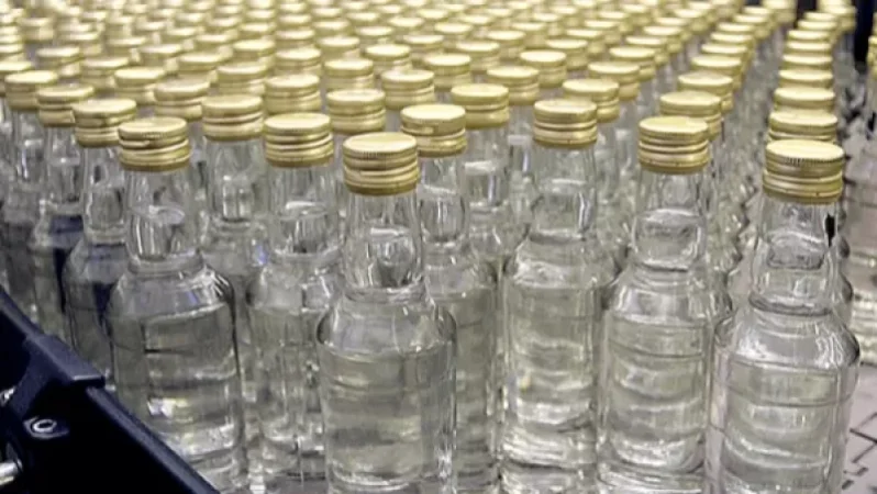 Տաշիրի 29-ամյա բնակիչը ձեռք է բերել 200 շիշ տարբեր տեսակի կեղծ օղիներ