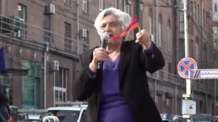 ՏԵՍԱՆՅՈՒԹ. Զոհվածի մայրը հանեց սև շորը. «մեզ սևազգեստ մայր չասե՛ք, մենք հերոսածի՛ն ենք»