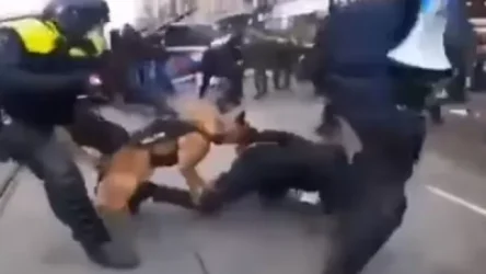 ՏԵՍԱՆՅՈՒԹ․ Ոստիկանական շները հարձակվել են մարդկանց վրա․ Ամստերդամում ճչացող բռնությամբ են ճնշել ցույցը