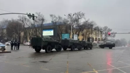 Լուսանկարներ․ Ալմաթիի փողոցներում ռազմական տեխնիկա է հայտնվել․ իրավիճակը շարունակում է լարված մնալ