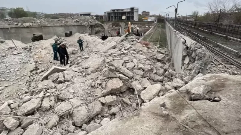 Պարգևատրվել են մետրոյի գծերի վրա տեղի ունեցած փլուզման վերականգնողական աշխատանքների մասնակիցները