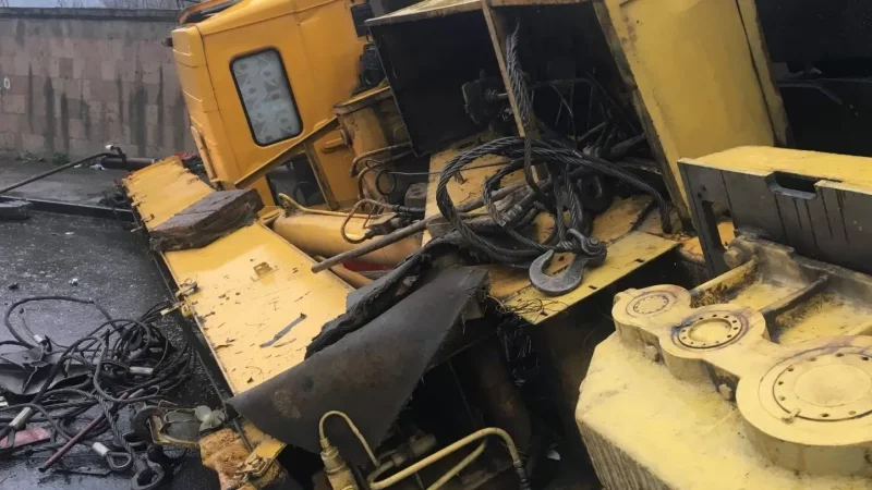 Collision Between Passenger Gazelle and Crane on Vanadzor–Gyumri Route Leaves Injured