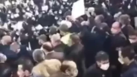 ՏԵՍԱՆՅՈՒԹ. Թեհրանում քաղաքացիները պահանջում են գումար բաժանել աղքատներին