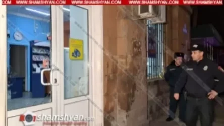 Կոտրել է Հայփոստի դռան ապակին, մտել Է ներս և դրամարկղից հափշտակել գումար. պարեկները վնասազերծել են գողին