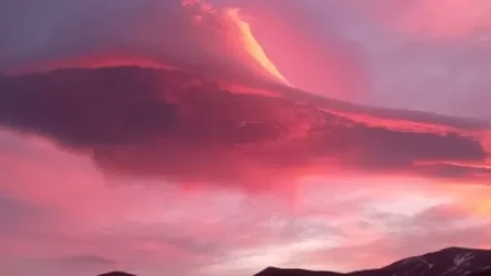 «Այս ամպերը լուսաբացին երևացել են Ճամբարակի երկնքում». Սուրենյան