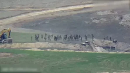 ՏԵՍԱՆՅՈՒԹ․ Ինչպես են ադրբեջանցիները մեքենայով մոտենում հայ զինծառայողներին և կրակ բացում․ ՊՆ