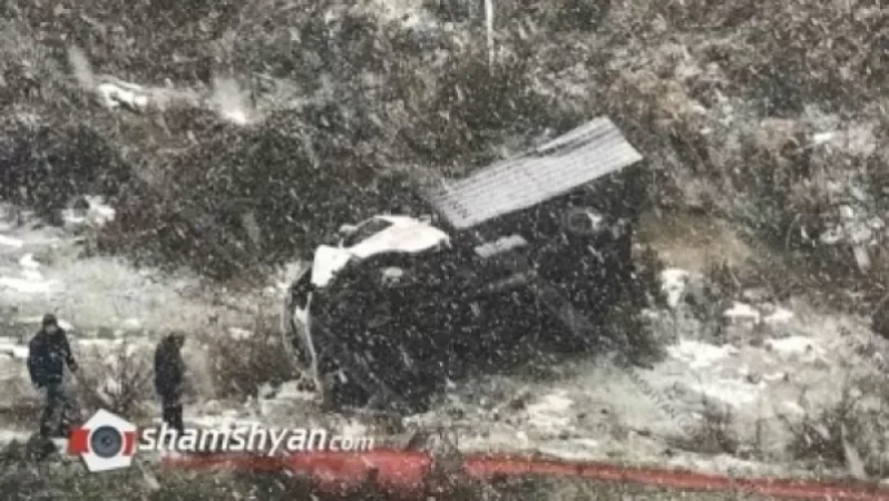 Մոտ 150 մետր գլորվելով՝ կողաշրջված վիճակում հայտնվել է ձորում. ավտովթար` Կոտայքի մարզում