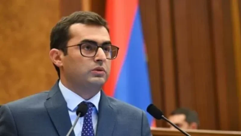 Կողմ ենք, որ առանց նախապայմանների բացվեն սահմանները Թուրքիայի հետ․ Արշակյան