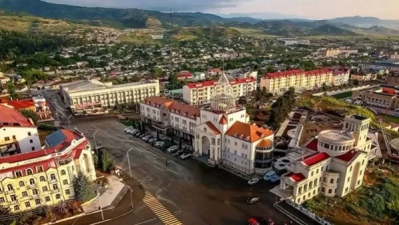 Ադրբեջանից զանգում են արցախցիներին ու գործարք առաջարկում.  «Հրապարակ»