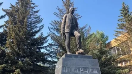 Հերքե՛ք կամ հաստատե՛ք Թեհլերյանի արձանն ապամոնտաժելու մասին լուրերը․ Սոֆյա Հովսեփյան