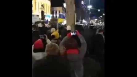 Թբիլիսիի կենտրոնում հազարավոր մարդիկ իրենց աջակցությունն են հայտնել Ուկրաինային