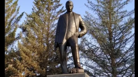 Ով է ուզում ապամոնտաժել Սողոմոն Թեհլերյանի արձանը