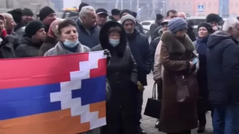 Տեղահանված արցախցիները նամակներ հանձնեցին ՄԱԿ-ի գրասենյակին և ՀՀ ԱԳՆ-ին. ինչ են պահանջում