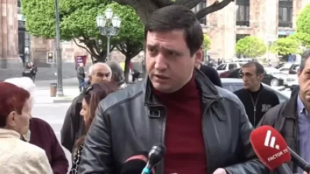 ՏԵՍԱՆՅՈՒԹ. «Հիմա տեսնենք՝ Նիկոլ Փաշինյանն ի՞նչ ա անելու». Ֆիրդուսի բնակիչները բողոքի ցույց են անում