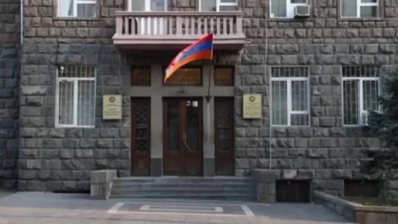 Գեղամ Մանուկյանն ու Արթուր Վանեցյանն ԱԱԾ-ում են, Գագիկ Ծառուկյանն այնտեղ է արդեն 8 ժամ