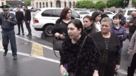 ՏԵՍԱՆՅՈՒԹ. Վարչապետն իրա երեխեքին գրկած քնում ա, մեր երեխեքն ու՞ր են