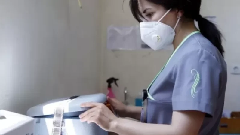 Աշխարհում կորոնավիրուսի «օմիկրոն» շտամի դեմ պայքարում նոր միտումներ կան․ ինչ է պարզվում