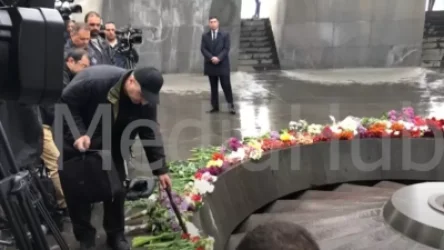 ՏԵՍԱՆՅՈՒԹ. Պետական այրերի այցից առաջ ստուգել են անմար կրակի մոտ խոնարհված ծաղիկները