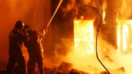 Մեղրիի շենքերից մեկում հրդեհ է բռնկվել