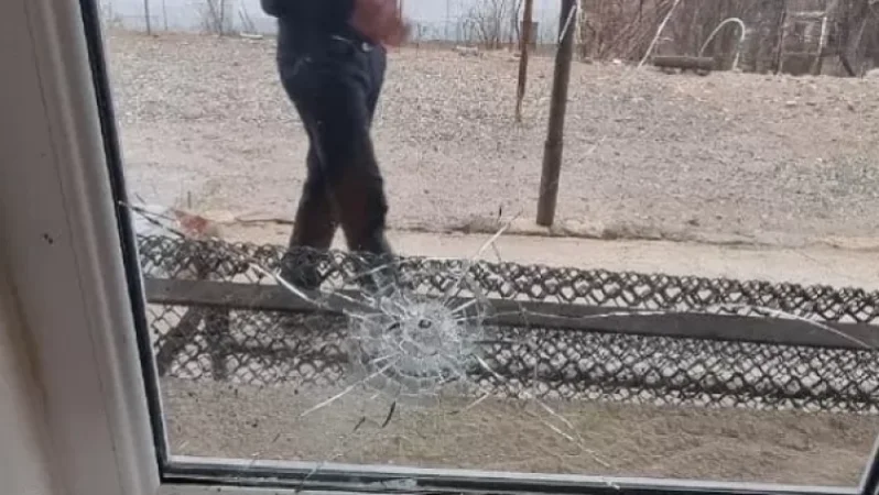 Ես հյուրասենյակում քնած էի փոքր երեխայիս հետ, վախից գոռացի․ ինչ է կատարվել Արցախում