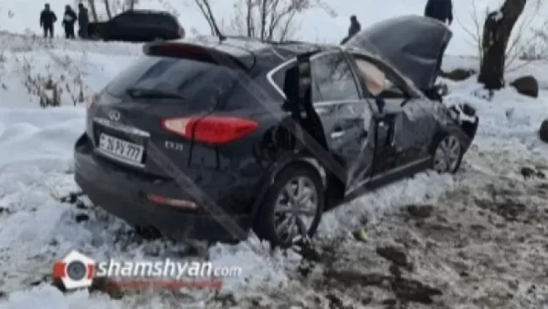 Բախվել է ծառին և գլխիվայր շրջվել. ավտովթար` Գեղարքունիքի մարզում