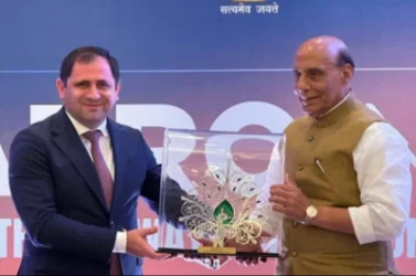 Ինչ են քննարկել Պապիկյանն ու Հնդկաստանի Պաշտպանության նախարարը