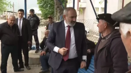 ՏԵՍԱՆՅՈՒԹ․ Ջահել տղա ես, տելեվիզորով մեծ ես երևում․ քաղաքացին՝ Փաշինյանին