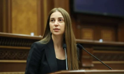 Եկեք ես Ձեզ տանեմ Քոչարյանի հանձնած Մեղրի. Աննա Գրիգորյան