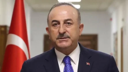 Հայաստանը զենք է տեղափոխում Ղարաբաղ․ Չավուշօղլուի մտացածին հայտարարությունը