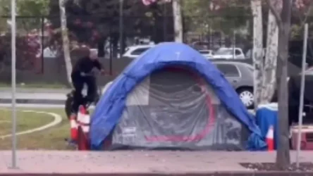 ՏԵՍԱՆՅՈՒԹ․ Ինչպես է տղամարդը էլեկտրական հեծանիվով փախչում ոստիկաններից․ ԱՄՆ