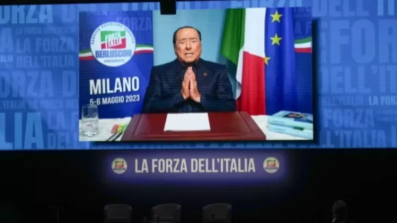 Մեկամսյա հոսպիտալացումից հետո Բեռլուսկոնին հիվանդանոցից տեսաուղերձ է հրապարակել