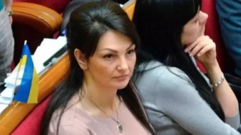 44-օրյա պատերազմի ժամանակ Ադրբեջանին զենք մատակարարելու հորդոր տված ուկրաինացի պատգամավորը փախել է