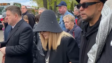 ԼՈՒՍԱՆԿԱՐՆԵՐ․ Յուդաշկինի հուղարկավորության ժամանակ Պուգաչովայի ժամացույցն անհետացել է․ կան կասկածյալներ