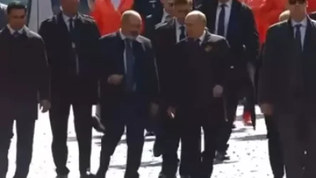 ՏԵՍԱՆՅՈՒԹ․ Հաղթանակի շքերթից հետո Փաշինյանն ու Պուտինը կարճ զրույց ունեցան