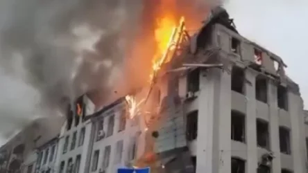 ՏԵՍԱՆՅՈՒԹ․ Քիչ առաջ հրթիռակոծվել է Խարկովի ոստիկանության շրջանային վարչության շենքը