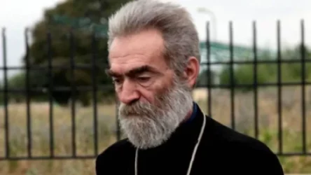 Պարգև Սրբազանը սպասում է գրին քարտ ստանալուն․ «Հրապարակ»