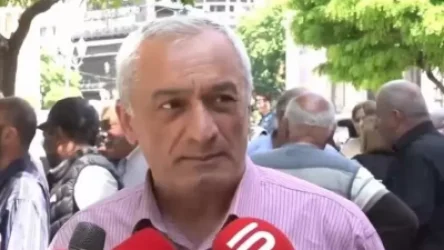 ՏԵՍԱՆՅՈՒԹ. Հարցի միակ լուծումը ռազմական ճանապարհն է. արցախցիները բողոքի ցույց են անում