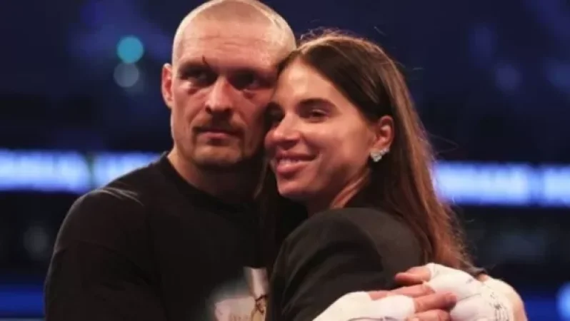 «Թաքցրե՛ք ձեր տղամարդկանց»․ ուկրաինացի պրոֆեսիոնալ բռնցքամարտիկ Ալեքսանդր Ուսիկի կինը դիմել է ռուս կանանց