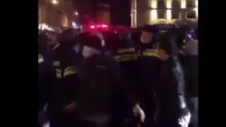 ՏԵՍԱՆՅՈՒԹ․ Վրաստանում բերման են ենթարկել՝ ի պաշտպանություն Ուկրաինայի փողոց դուրս եկած ցուցարարներին