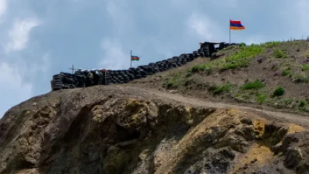 Հայաստանի սահմաններին իրադրությունը հարաբերականորեն կայուն է. Անդրանիկ Քոչարյան