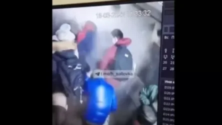 ՏԵՍԱՆՅՈՒԹ․ Արկ է պայթում սուպերմարկետի տարածքում, որտեղ մեծաթիվ մարդիկ հերթի մեջ կանգնած են