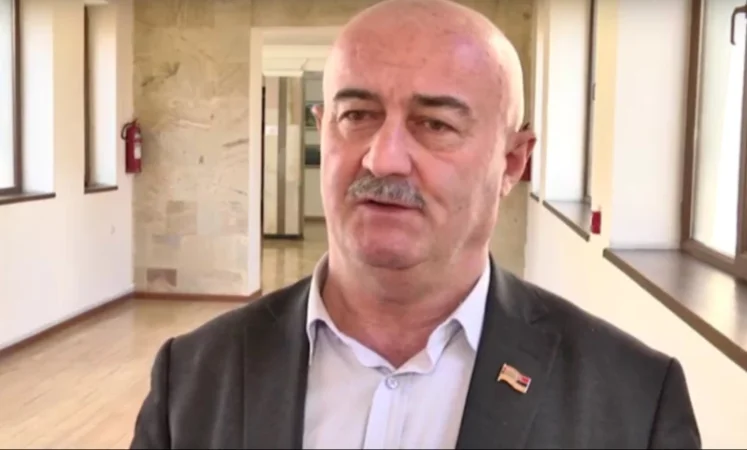 Չգիտեմ էլ, որի անունն առաջինը գրեմ, որ չնեղացնեմ. Աղազարյանը՝ իրական նպատակների մասին