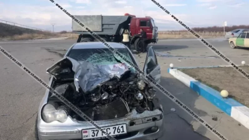 Photos: Major Car Accident in Ararat Region Involving Kamaz and Mercedes