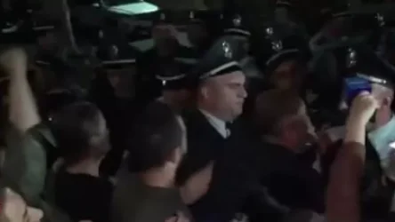 ՏԵՍԱՆՅՈՒԹ․ Իրավիճակը լարվեց․ Դատարանի մոտ քաշքշուկ սկսվեց