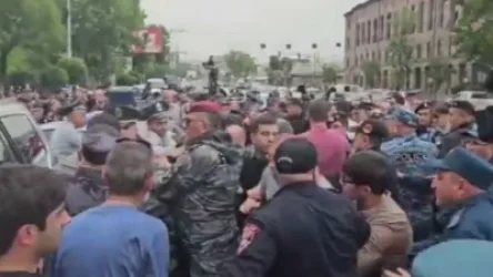 Ակցիայի վայրում ձերբակալված անձի մոտ եղել է դանակ․ Ոստիկանություն